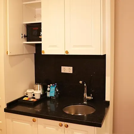 Szálloda Alness Nisantasi *